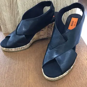 MIGNON 미뇽 일본제 통굽 샌들 23.0cm