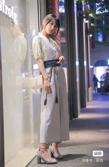 일상 신중국풍 한 요소 하이웨스트 멜빵 올인원 자수 봄/여름 여성