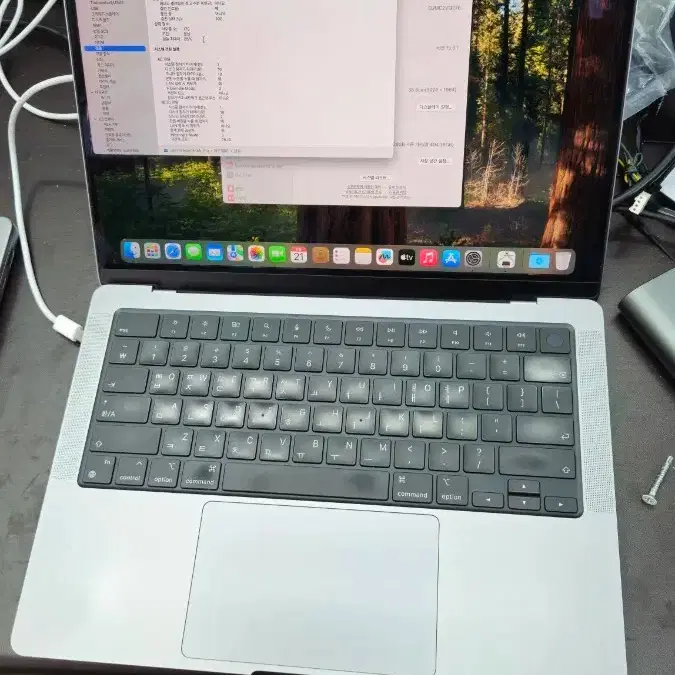 애플 맥북프로 14/ M1 Pro / 16Gb / 500Gb 판매합니다.