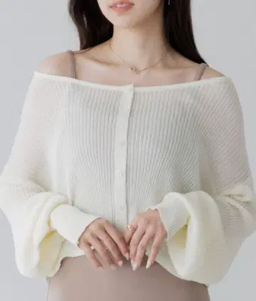 SENEE 크롭 시어 가디건 아이보리