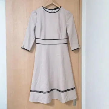 아푸와이저 리셰 배색 라인 원피스