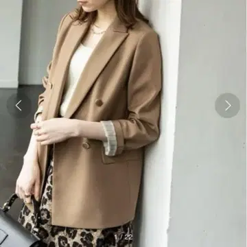 noble 노블 피크드 라펠 더블 자켓 카멜 38 사이즈 새상품급