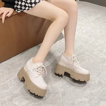 통굽 화이트 플랫폼 슈즈