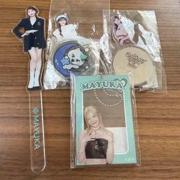[일부 미사용 새상품] NiziU 마유카 아크릴 스탠드 세트