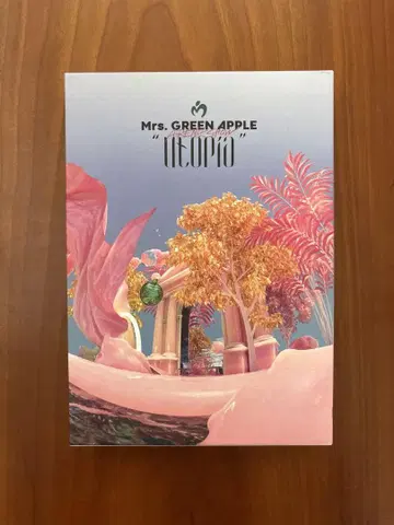 Mrs. GREEN APPLE 'Utopia' 초회 한정판