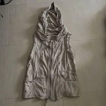 후드 베이지 베스트