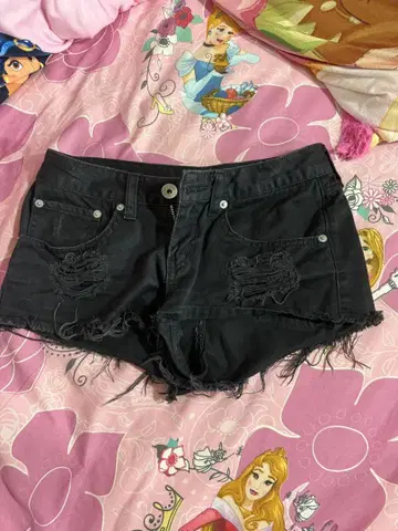 GYDA 데미지 데님 숏팬츠 M 사이즈