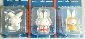 [ miffy ] 미개봉 미피 60주년 피규어 나인체 3체 세트