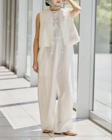 IENA LA BOUCLE 컷워크 레이스 올인원