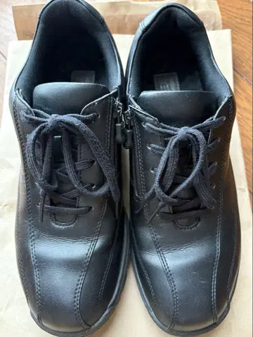 요넥스 워킹화 26cm