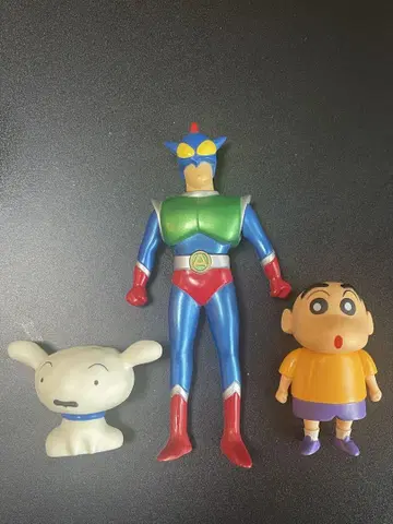 극장 샵 내 한정판 소프트 비닐 레트로 액션 가면 짱구 흰둥이