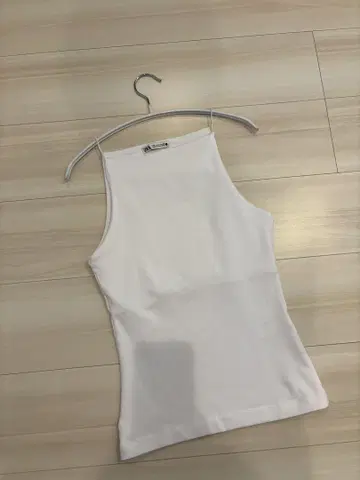 ZARA 홀더넥 상의 화이트 S 사이즈 미사용 새상품