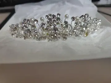 ANNAN WEDDING 낮은 티아라