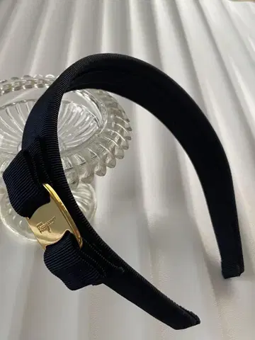 페라가모 머리띠 다크 네이비 헤어 액세서리