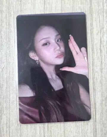 viviz 엄지 트레이딩 카드 키링