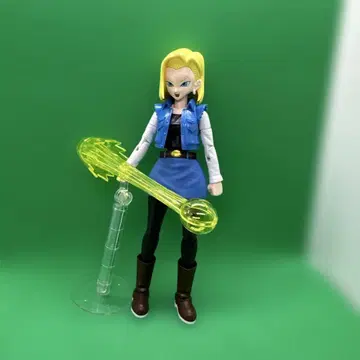 인조인간 18호 피규어 이펙트 부품 포함