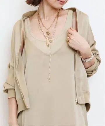 L'Appartement Satin Blouson 베이지 라빠르망