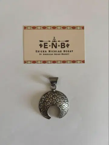 [새상품 미사용] 에리카 니콜라스 비게이 펜던트 탑