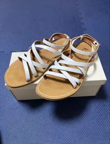 어반 리서치 글래디에이터 샌들