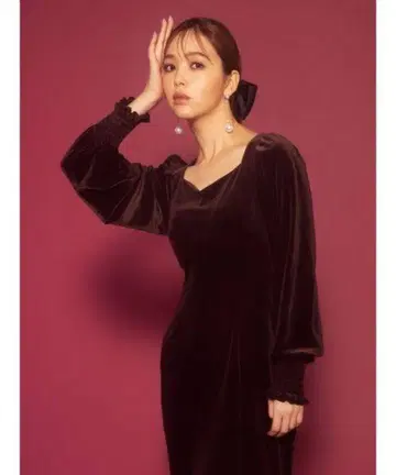 칼남르 원피스 벨로아