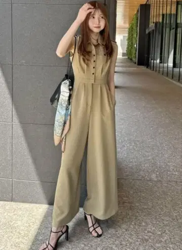 SNIDEL 트렌치 디테일 올인원