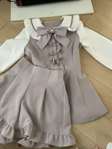 MARS 비쥬 로고 프릴 셋업