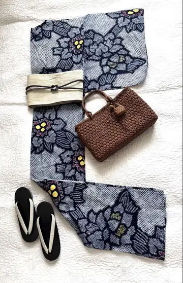 특별 가격 멋스러운 어른 유카타 아리마츠 시보리 꽃 연결 일품