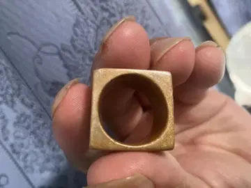 브론즈색 용 각인 반지