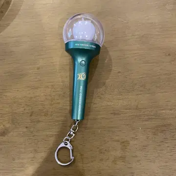 Mrs. GREEN APPLE 미니어처 라이트 스틱 키링