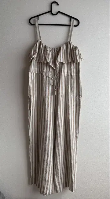 [ZARA] 새상품 스트라이프 올인원 프릴 베이지