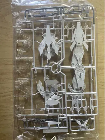 HGUC 유니콘 건담 암드 아머 DE 쉴드