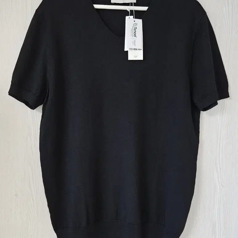 BOHEMIAN SEOUL | 보헤미안서울 Bohemian Seoul Back Hooked BOHEMIAN SEOUL | 보헤미안서울 Bohemian Seoul Back Hooked