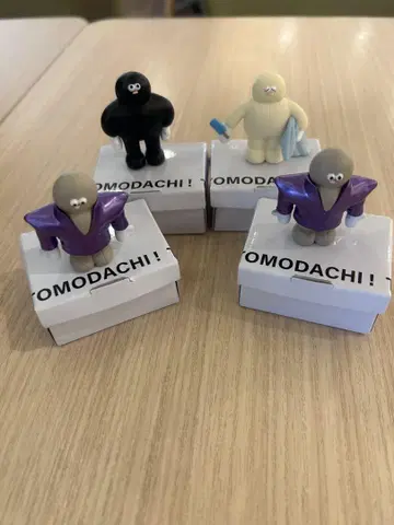 the TOMODACHI 4개 세트