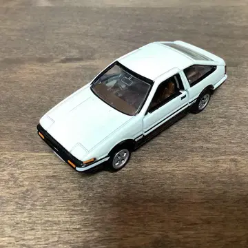 토미카 프리미엄 No.40 도요타 스프린터 트레노 AE86