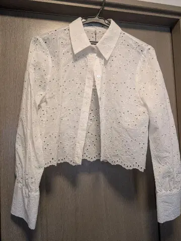 ZARA 컷워크 자수 크롭 셔츠 M