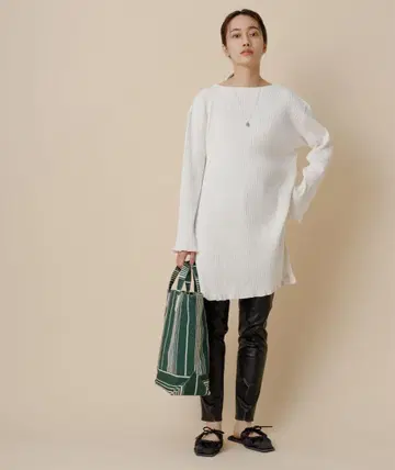 리브 화이트 튜닉 긴팔