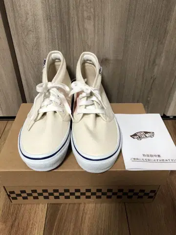 반스 차카 스니커즈