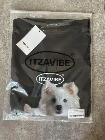 ITZAVIBE CAT&DOG FRIENDS T SHIRT
