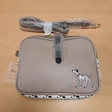 Disney 101마리 달마시안 숄더백 ACCOMMODE
