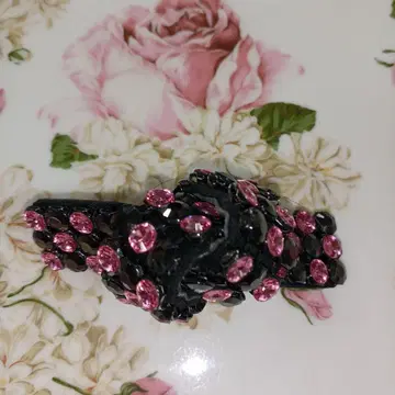 아카 반짝반짝 리본 고무 중고품입니다.