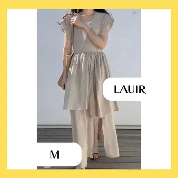 [완판템] 새상품급 LAUIR 랜덤 티어드 원피스 베이지 M