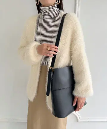 [ A4 사이즈 수납 가능 자립형 ] 외부 포켓 부착 PU 버킷 숄더백