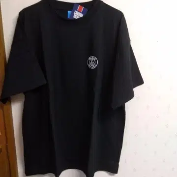 택 포함 새상품 PARIS SAINT-GERMAIN 공식 블랙 T셔츠