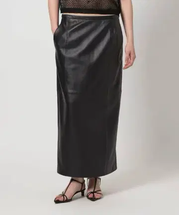 새상품급 ROKU LEATHER SKIRT