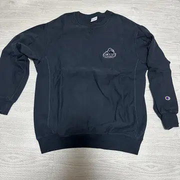 Champion x XLARGE 콜라보 맨투맨