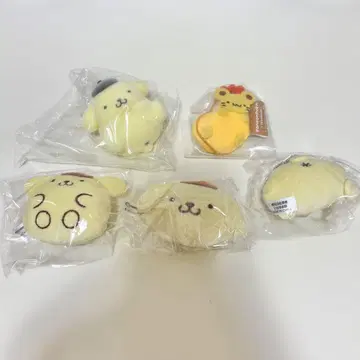 폼폼푸딩 스콘 가챠가챠 키링
