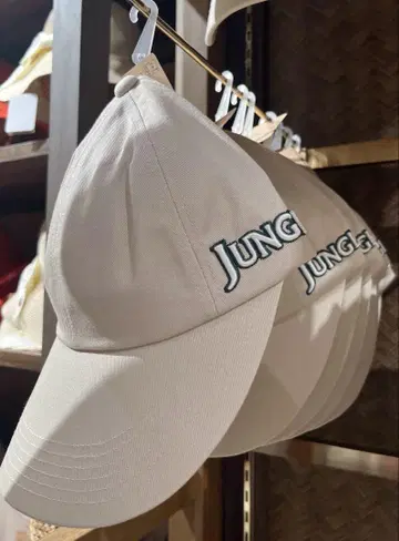 택 포함 새상품 정글리아 오키나와 캡 코노 준키 JO1 착용