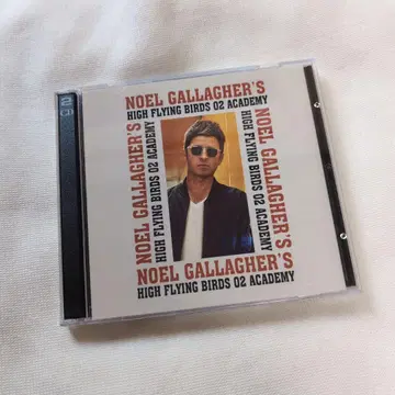 NOEL GALLAGHER'S HIGH FLYING BIRDS O2 AC