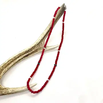 화이트 하츠 x 실버 비즈 목걸이 2