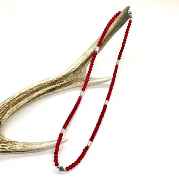 화이트 하츠 x 실버 비즈 목걸이 5